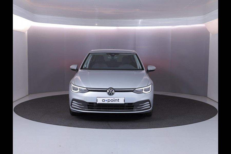 Volkswagen Golf 1.5 eTSI Style 130 PK DSG (Automaat) | Navigatie | Stoel- en stuurverwarming | keyless entry | Parkeer camera | Standkachel |