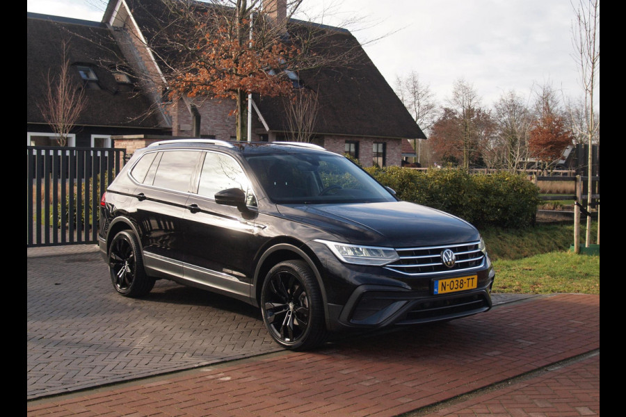 Volkswagen Tiguan Allspace 1.5 TSI Life Business 7p. | Camera | Apple Carplay | Cruise Control | 20 inch |