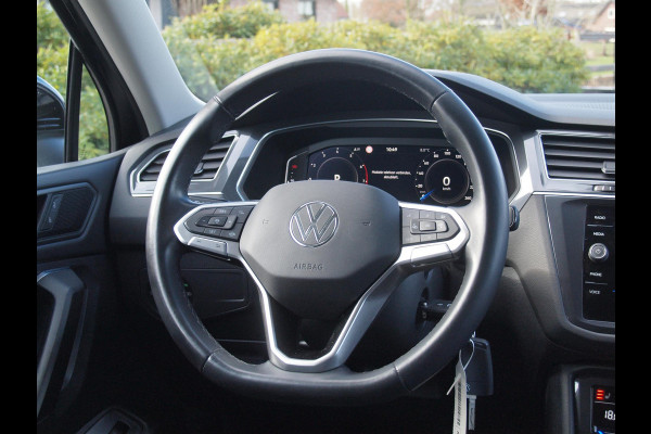 Volkswagen Tiguan Allspace 1.5 TSI Life Business 7p. | Camera | Apple Carplay | Cruise Control | 20 inch |