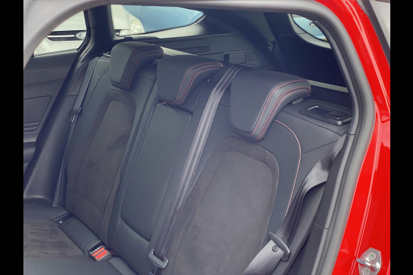 Ford FOCUS Wagon 2.3 EcoBoost ST-X Automaat 280pk! | Panoramadak | Afneembare trekhaak | Winter Pack | Standkachel | AGR-stoelen | Bang&Olufsen | Elektrische achterklep | Head up Display | Matrix LED