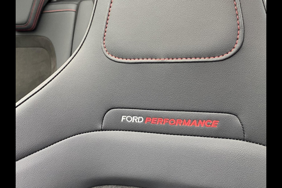 Ford FOCUS Wagon 2.3 EcoBoost ST-X Automaat 280pk! | Panoramadak | Afneembare trekhaak | Winter Pack | Standkachel | AGR-stoelen | Bang&Olufsen | Elektrische achterklep | Head up Display | Matrix LED