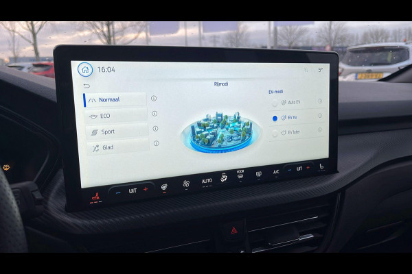 Ford Kuga 2.5 PHEV ST-Line X 243pk | Driver Assistance Pack | Panorama dak | Winterpack | Technology Pack | All Weatherbanden | 2.100kg Trekgewicht