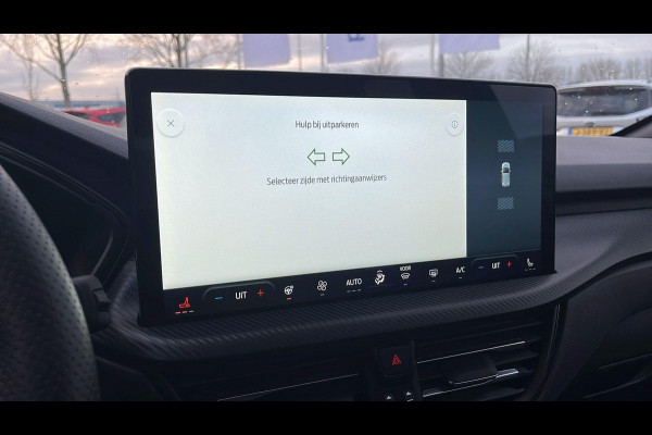 Ford Kuga 2.5 PHEV ST-Line X 243pk | Driver Assistance Pack | Panorama dak | Winterpack | Technology Pack | All Weatherbanden | 2.100kg Trekgewicht