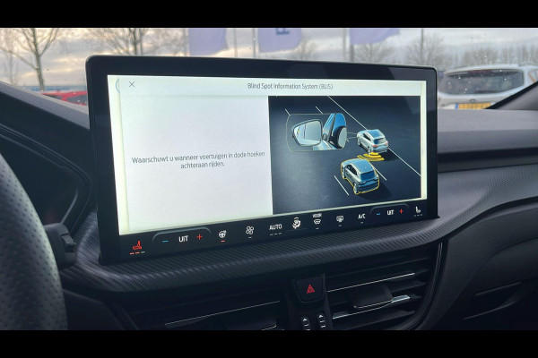 Ford Kuga 2.5 PHEV ST-Line X 243pk | Driver Assistance Pack | Panorama dak | Winterpack | Technology Pack | All Weatherbanden | 2.100kg Trekgewicht