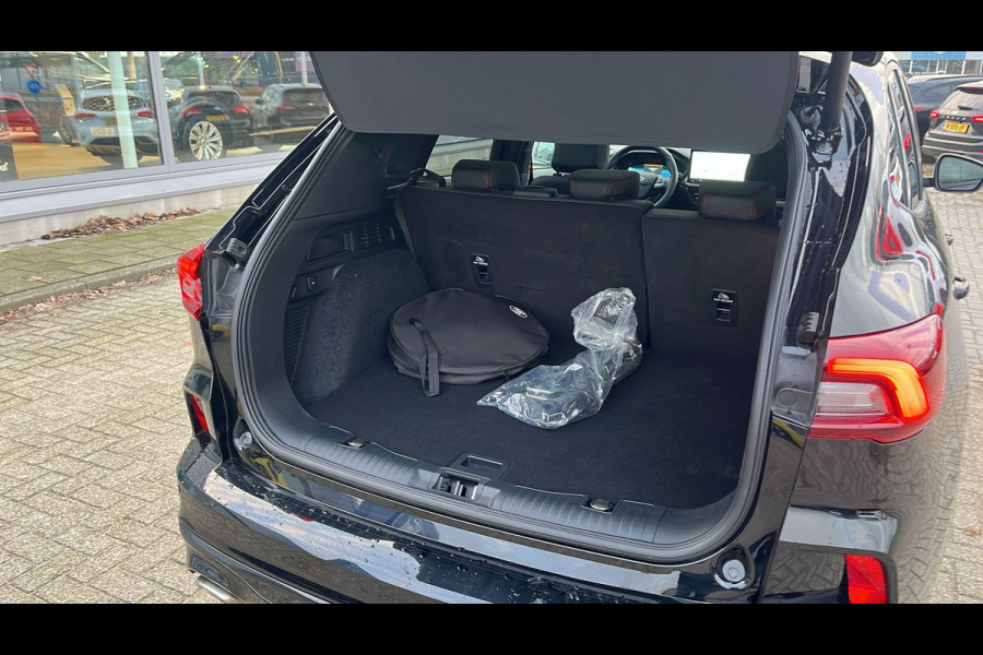 Ford Kuga 2.5 PHEV ST-Line X 243pk | Driver Assistance Pack | Panorama dak | Winterpack | Technology Pack | All Weatherbanden | 2.100kg Trekgewicht