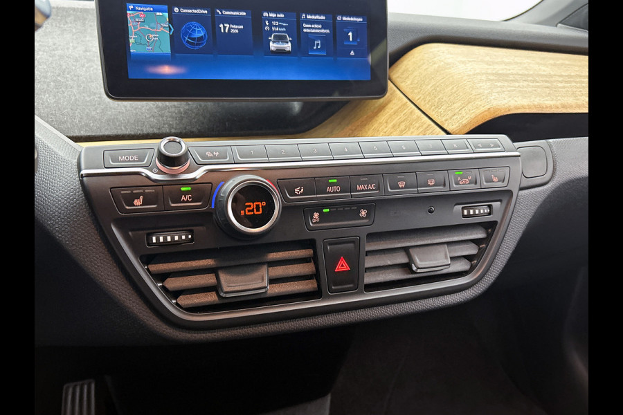 BMW i3 Basis 120Ah 42 kWh (NL-auto, 93% SoH, Navi Pro, Harman/Kardon, StoelV, Camera, Parkeersensoren, Etc)