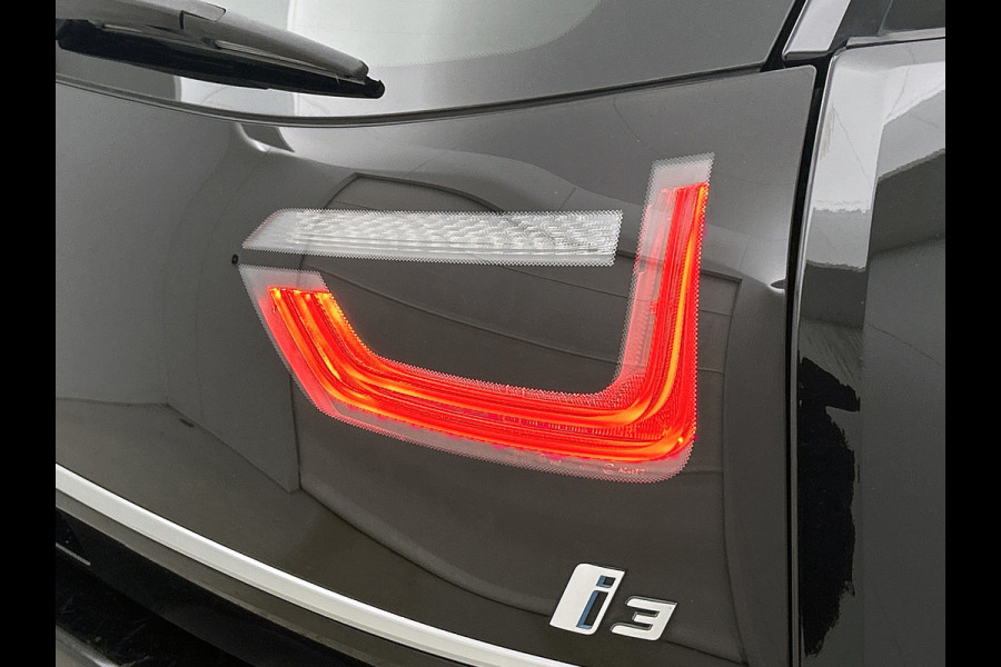 BMW i3 Basis 120Ah 42 kWh (NL-auto, 93% SoH, Navi Pro, Harman/Kardon, StoelV, Camera, Parkeersensoren, Etc)