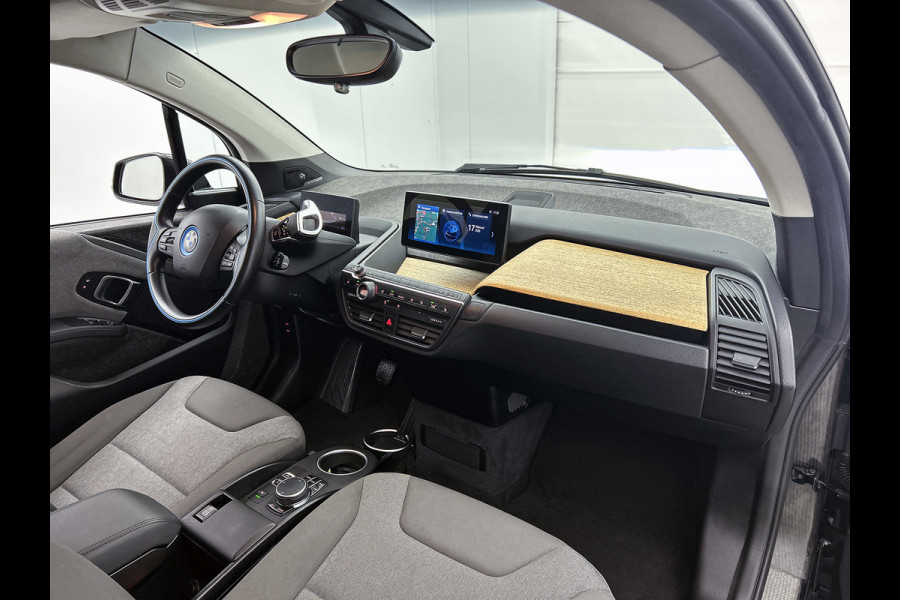 BMW i3 Basis 120Ah 42 kWh (NL-auto, 93% SoH, Navi Pro, Harman/Kardon, StoelV, Camera, Parkeersensoren, Etc)