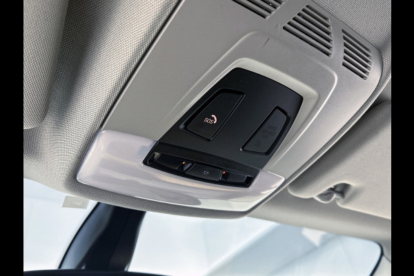 BMW i3 Basis 120Ah 42 kWh (NL-auto, 93% SoH, Navi Pro, Harman/Kardon, StoelV, Camera, Parkeersensoren, Etc)