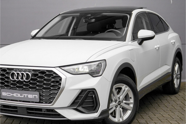 Audi Q3 Sportback 45 TFSI e Plug-in Hybrid Camera Pano Stoelverw