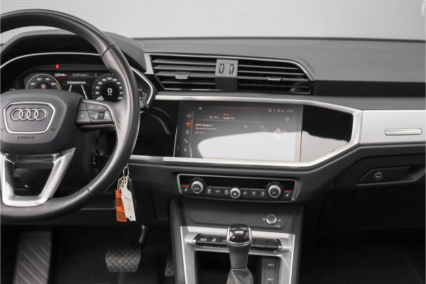 Audi Q3 Sportback 45 TFSI e Plug-in Hybrid Camera Pano Stoelverw