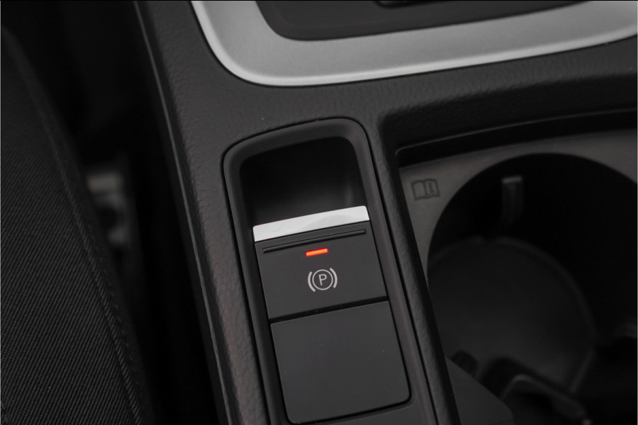 Audi Q3 Sportback 45 TFSI e Plug-in Hybrid Camera Pano Stoelverw