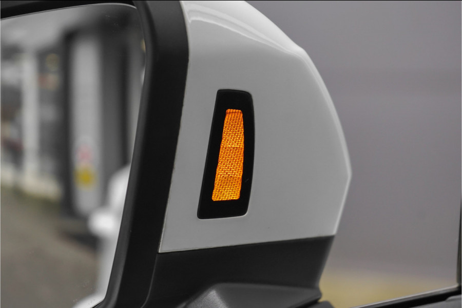 Audi Q3 Sportback 45 TFSI e Plug-in Hybrid Camera Pano Stoelverw