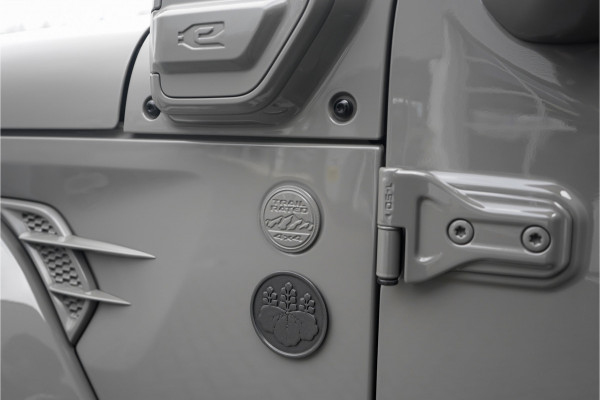 Jeep Wrangler Unlimited BRUTE 4xe 380 Sahara ACC Alpine Audio 22"