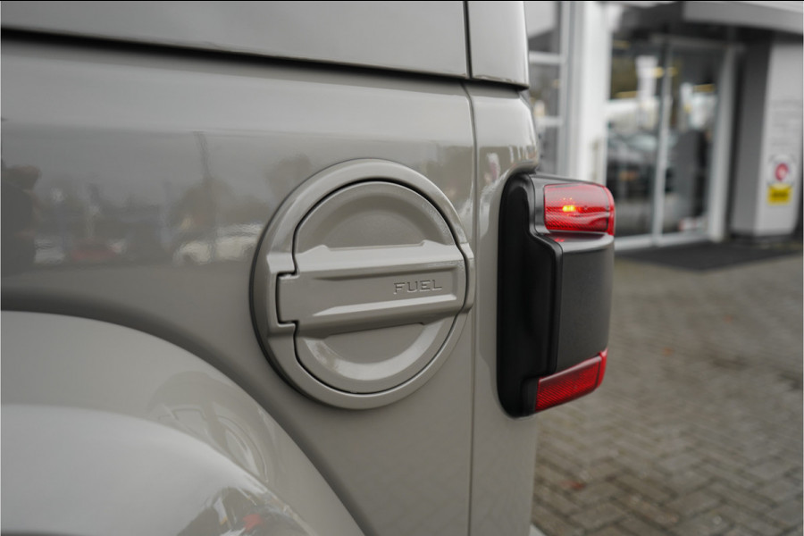 Jeep Wrangler Unlimited BRUTE 4xe 380 Sahara ACC Alpine Audio 22"