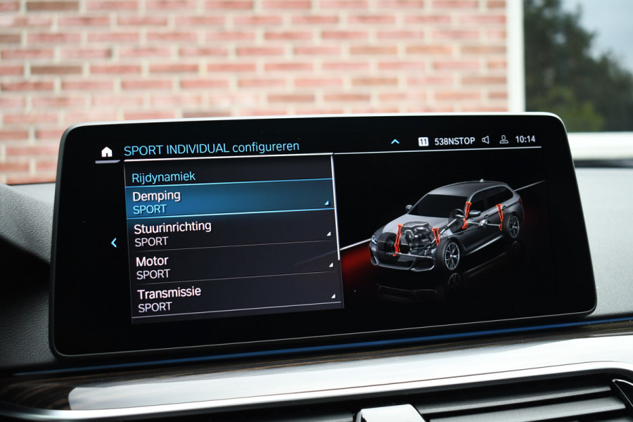 BMW 5 Serie Touring 530e 292pk M-Sport Pano ACC Trekh Comf-seat 360 HUD Laser 4wielbest