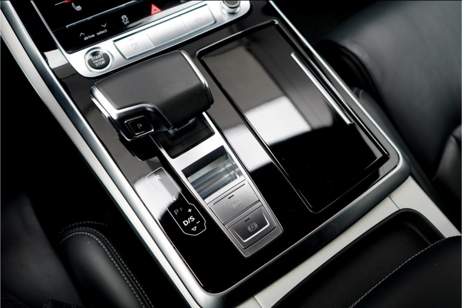 Audi Q7 55 TFSI e quattro Pro Line+ S Line Luchtv Matrix LED Trekhaak B&O