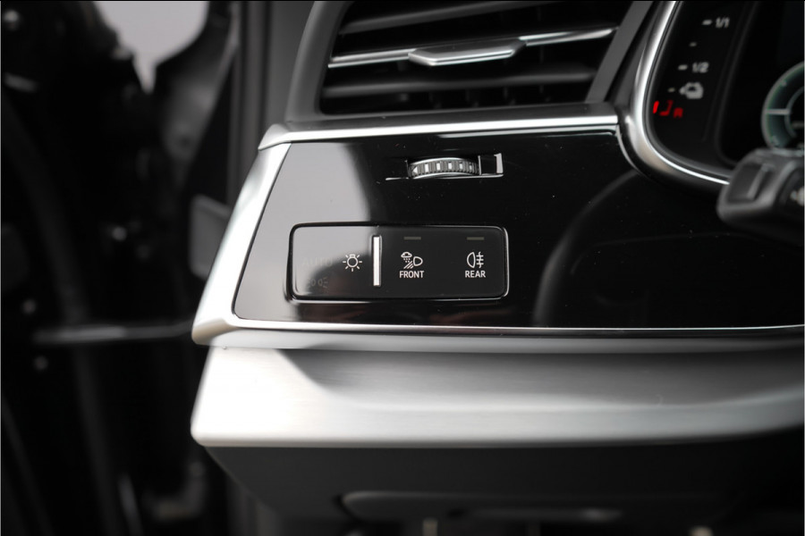Audi Q7 55 TFSI e quattro Pro Line+ S Line Luchtv Matrix LED Trekhaak B&O