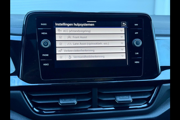 Volkswagen T-Roc 1.5 TSI R-Line Pano/AppleCar/ACC