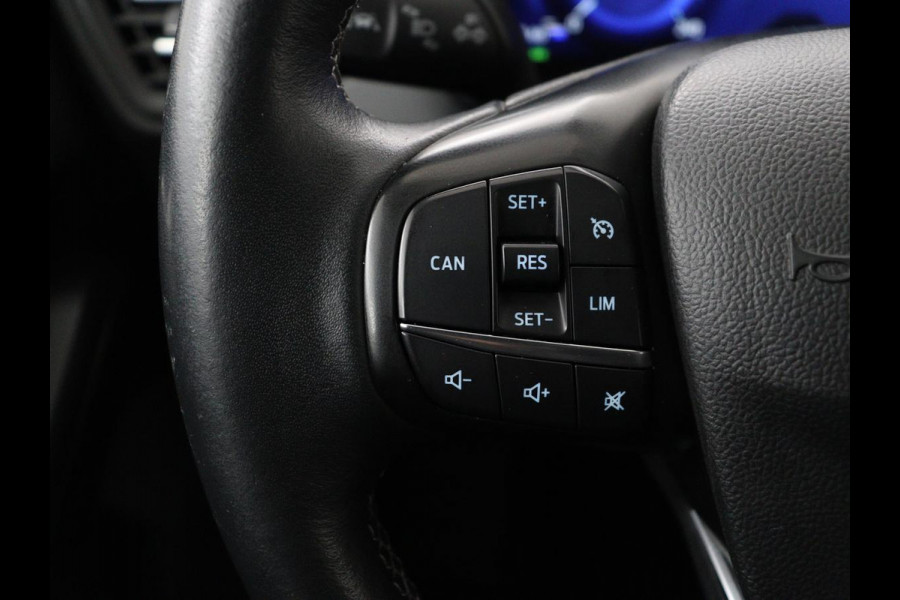 Ford Focus 1.0 EcoBoost Hybrid Titanium X | Stoelverwarming | Camera | Carplay | Digital Cockpit | Stuurverwarming | Keyless | Full LED | Parkeerhulp | Climate control | Cruise control