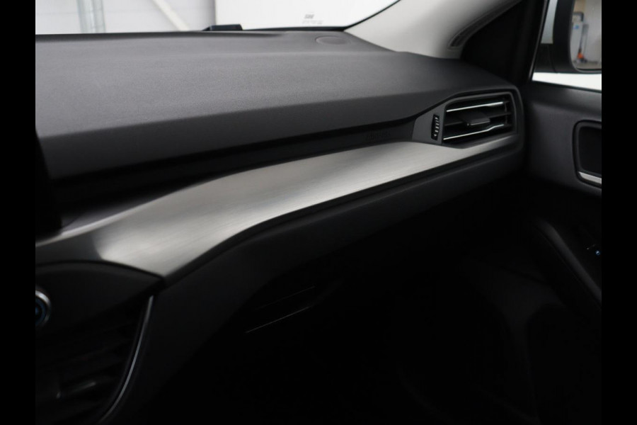 Ford Focus 1.0 EcoBoost Hybrid Titanium X | Stoelverwarming | Camera | Carplay | Digital Cockpit | Stuurverwarming | Keyless | Full LED | Parkeerhulp | Climate control | Cruise control