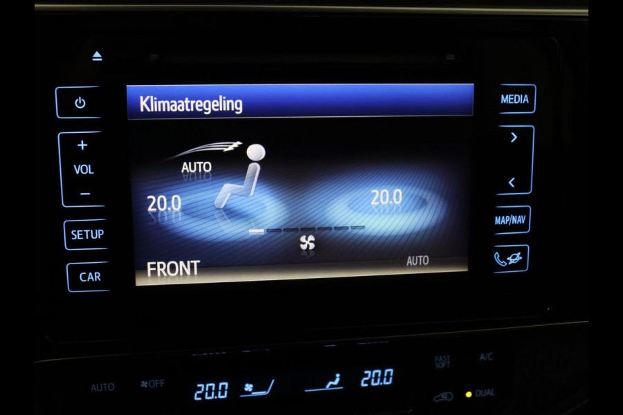 Toyota Auris 1.8 Hybrid Executive | Stoelverwarming | Half leder | Navigatie | Keyless | Climate control | Cruise control | Parkeerhulp