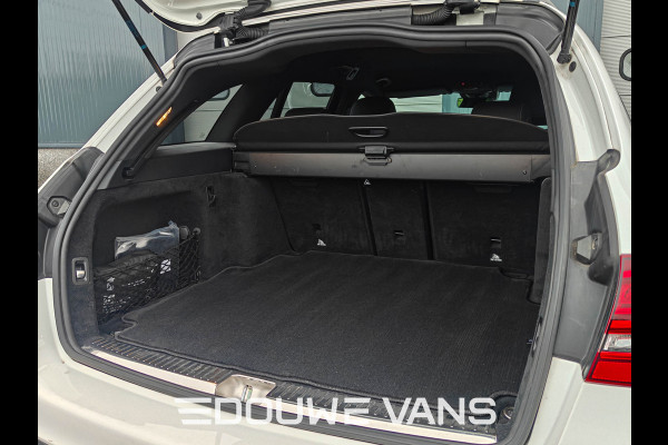 Mercedes-Benz C-Klasse Estate 200 AMG Night Edition Distronic LED