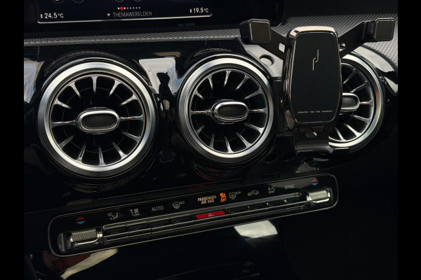 Mercedes-Benz A-Klasse 200 AMG Pakket Panorama CarPlay