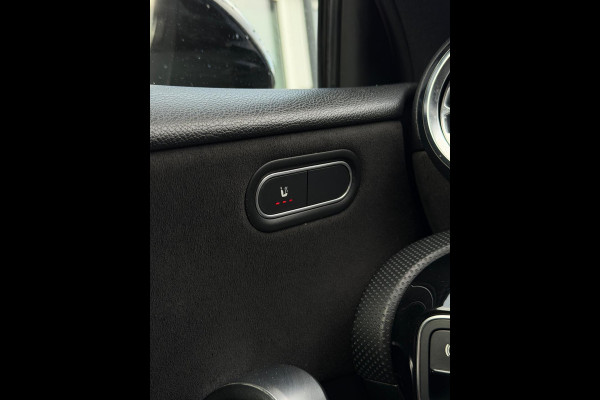 Mercedes-Benz A-Klasse 200 AMG Pakket Panorama CarPlay