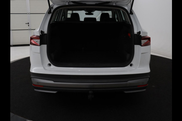 Škoda ENYAQ iV 60 | SOH 92% | Trekhaak | Half leder | Sfeerverlichting | Carplay | Navigatie | 19'' | Cruise control | Parkeerhulp | Full LED