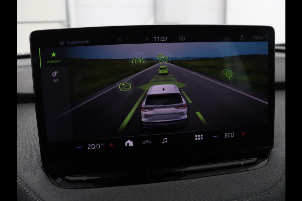 Škoda ENYAQ iV 60 | SOH 92% | Trekhaak | Half leder | Sfeerverlichting | Carplay | Navigatie | 19'' | Cruise control | Parkeerhulp | Full LED