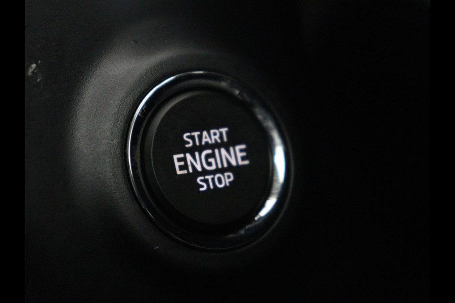 Škoda ENYAQ iV 60 | SOH 92% | Trekhaak | Half leder | Sfeerverlichting | Carplay | Navigatie | 19'' | Cruise control | Parkeerhulp | Full LED