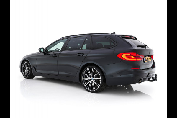 BMW 5 Serie Touring 530d Sportline High Executive Aut. *PANO | LEATHER | FULL-LED | MEMORY-PACK | TOP-VIEW | HEATED-COMFORTSEATS | NAVI-FULLMAP | PRIVACY-GLASS | AMBIENT-LIGHT | ECC | CARPLAY | PDC | TOWBAR | SHIFT-PADDLES | 20"ALU*