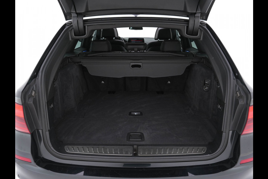BMW 5 Serie Touring 530d Sportline High Executive Aut. *PANO | LEATHER | FULL-LED | MEMORY-PACK | TOP-VIEW | HEATED-COMFORTSEATS | NAVI-FULLMAP | PRIVACY-GLASS | AMBIENT-LIGHT | ECC | CARPLAY | PDC | TOWBAR | SHIFT-PADDLES | 20"ALU*