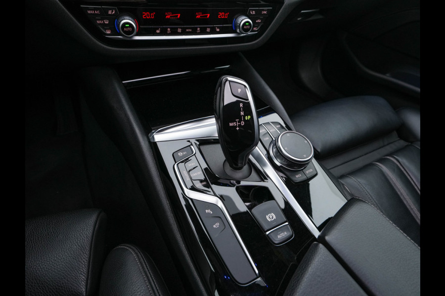 BMW 5 Serie Touring 530d Sportline High Executive Aut. *PANO | LEATHER | FULL-LED | MEMORY-PACK | TOP-VIEW | HEATED-COMFORTSEATS | NAVI-FULLMAP | PRIVACY-GLASS | AMBIENT-LIGHT | ECC | CARPLAY | PDC | TOWBAR | SHIFT-PADDLES | 20"ALU*