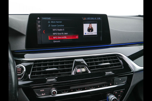 BMW 5 Serie Touring 530d Sportline High Executive Aut. *PANO | LEATHER | FULL-LED | MEMORY-PACK | TOP-VIEW | HEATED-COMFORTSEATS | NAVI-FULLMAP | PRIVACY-GLASS | AMBIENT-LIGHT | ECC | CARPLAY | PDC | TOWBAR | SHIFT-PADDLES | 20"ALU*