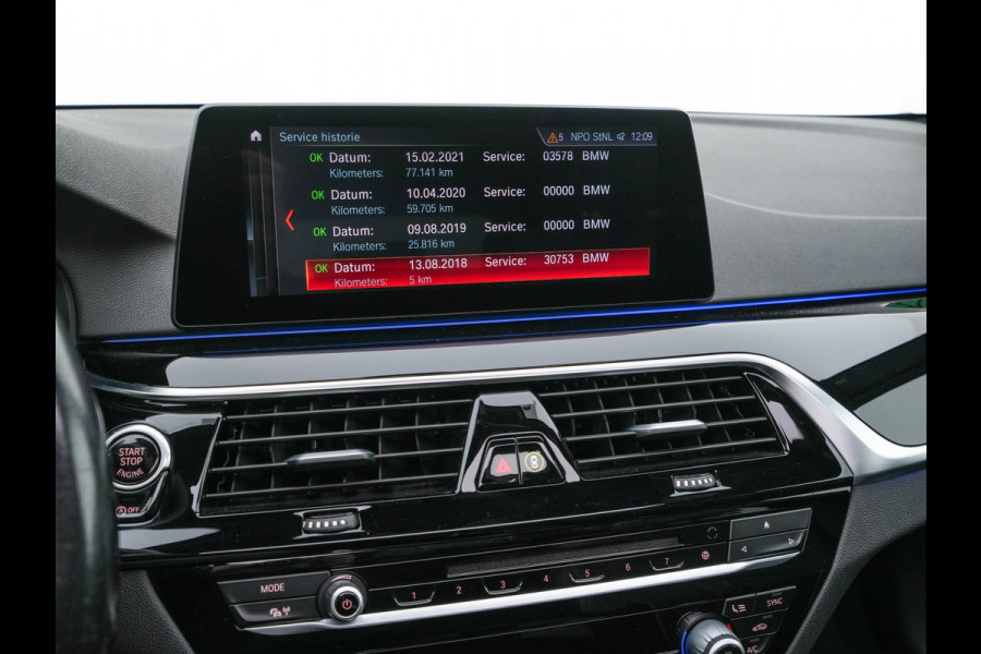 BMW 5 Serie Touring 530d Sportline High Executive Aut. *PANO | LEATHER | FULL-LED | MEMORY-PACK | TOP-VIEW | HEATED-COMFORTSEATS | NAVI-FULLMAP | PRIVACY-GLASS | AMBIENT-LIGHT | ECC | CARPLAY | PDC | TOWBAR | SHIFT-PADDLES | 20"ALU*