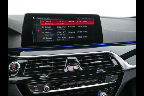 BMW 5 Serie Touring 530d Sportline High Executive Aut. *PANO | LEATHER | FULL-LED | MEMORY-PACK | TOP-VIEW | HEATED-COMFORTSEATS | NAVI-FULLMAP | PRIVACY-GLASS | AMBIENT-LIGHT | ECC | CARPLAY | PDC | TOWBAR | SHIFT-PADDLES | 20"ALU*