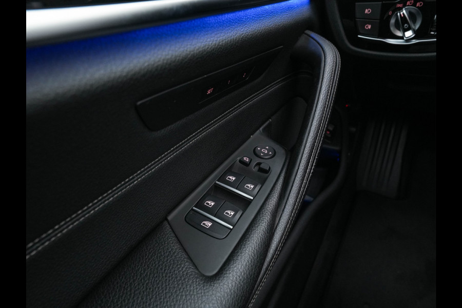 BMW 5 Serie Touring 530d Sportline High Executive Aut. *PANO | LEATHER | FULL-LED | MEMORY-PACK | TOP-VIEW | HEATED-COMFORTSEATS | NAVI-FULLMAP | PRIVACY-GLASS | AMBIENT-LIGHT | ECC | CARPLAY | PDC | TOWBAR | SHIFT-PADDLES | 20"ALU*