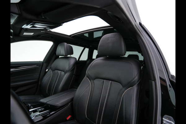 BMW 5 Serie Touring 530d Sportline High Executive Aut. *PANO | LEATHER | FULL-LED | MEMORY-PACK | TOP-VIEW | HEATED-COMFORTSEATS | NAVI-FULLMAP | PRIVACY-GLASS | AMBIENT-LIGHT | ECC | CARPLAY | PDC | TOWBAR | SHIFT-PADDLES | 20"ALU*