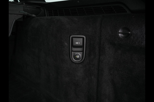 BMW 5 Serie Touring 530d Sportline High Executive Aut. *PANO | LEATHER | FULL-LED | MEMORY-PACK | TOP-VIEW | HEATED-COMFORTSEATS | NAVI-FULLMAP | PRIVACY-GLASS | AMBIENT-LIGHT | ECC | CARPLAY | PDC | TOWBAR | SHIFT-PADDLES | 20"ALU*