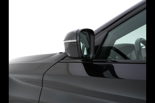 BMW 5 Serie Touring 530d Sportline High Executive Aut. *PANO | LEATHER | FULL-LED | MEMORY-PACK | TOP-VIEW | HEATED-COMFORTSEATS | NAVI-FULLMAP | PRIVACY-GLASS | AMBIENT-LIGHT | ECC | CARPLAY | PDC | TOWBAR | SHIFT-PADDLES | 20"ALU*