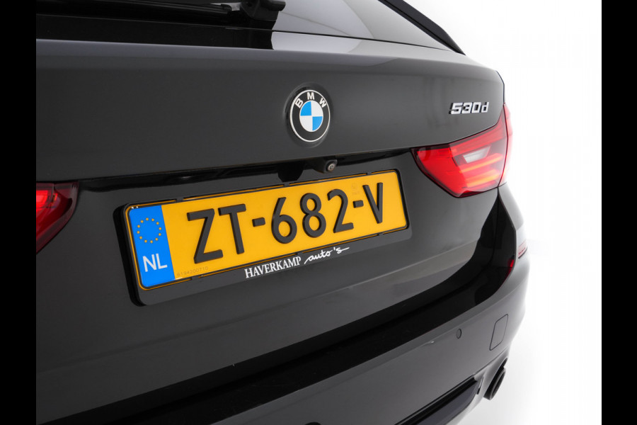 BMW 5 Serie Touring 530d Sportline High Executive Aut. *PANO | LEATHER | FULL-LED | MEMORY-PACK | TOP-VIEW | HEATED-COMFORTSEATS | NAVI-FULLMAP | PRIVACY-GLASS | AMBIENT-LIGHT | ECC | CARPLAY | PDC | TOWBAR | SHIFT-PADDLES | 20"ALU*