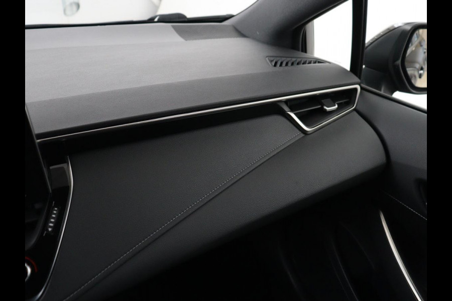 Toyota Corolla 1.8 Hybrid Active | 1e eigenaar | Carplay | Adaptive cruise | Navigatie | Camera | Full LED | Climate control | Bluetooth