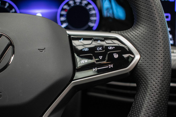 Volkswagen Golf 1.5 eTSI R-Line Business |3x R-Line|Pano|Ambient|VOLL|