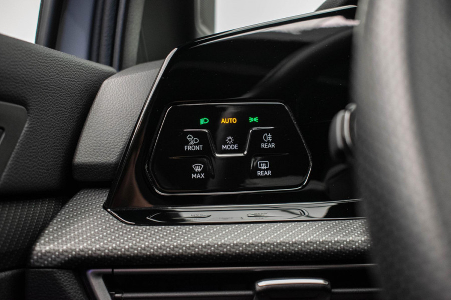 Volkswagen Golf 1.5 eTSI R-Line Business |3x R-Line|Pano|Ambient|VOLL|