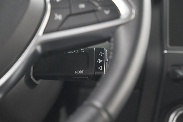 Renault Clio TCe 100 Intens | Navigatie | Apple Carplay | Cruise Control | Parkeersensoren