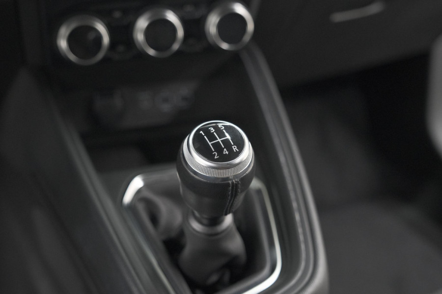 Renault Clio TCe 100 Intens | Navigatie | Apple Carplay | Cruise Control | Parkeersensoren