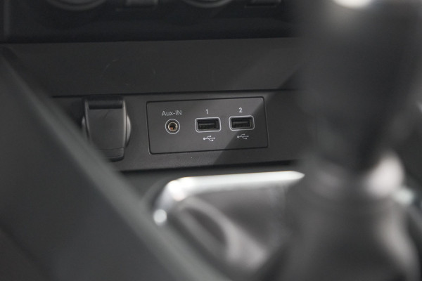 Renault Clio TCe 100 Intens | Navigatie | Apple Carplay | Cruise Control | Parkeersensoren