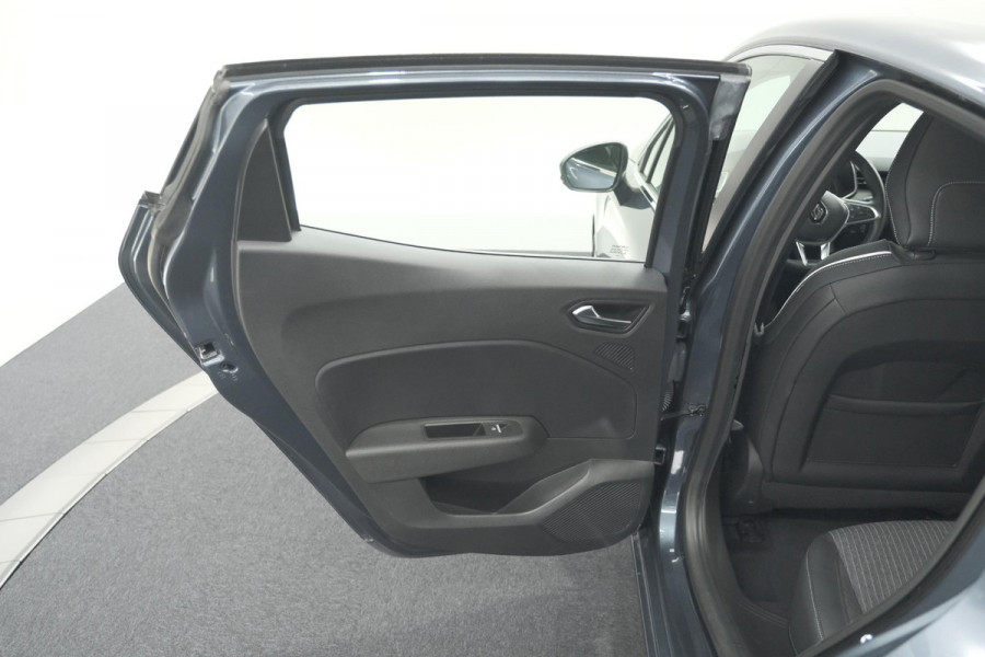 Renault Clio TCe 100 Intens | Navigatie | Apple Carplay | Cruise Control | Parkeersensoren